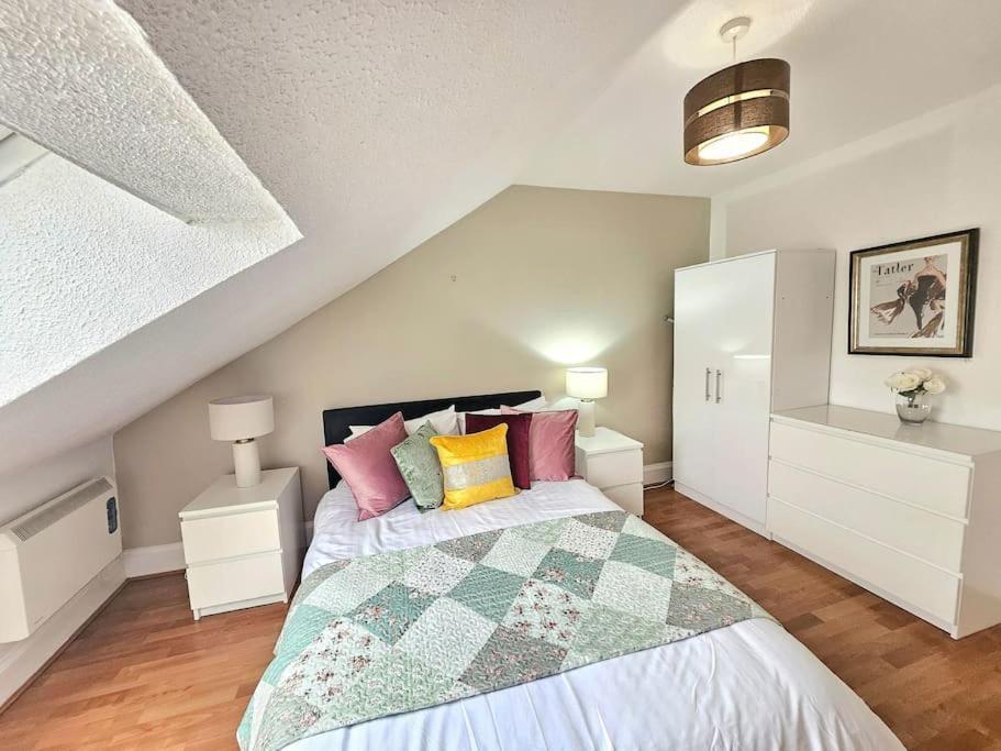 Apartment Sensational At South Bridge *
