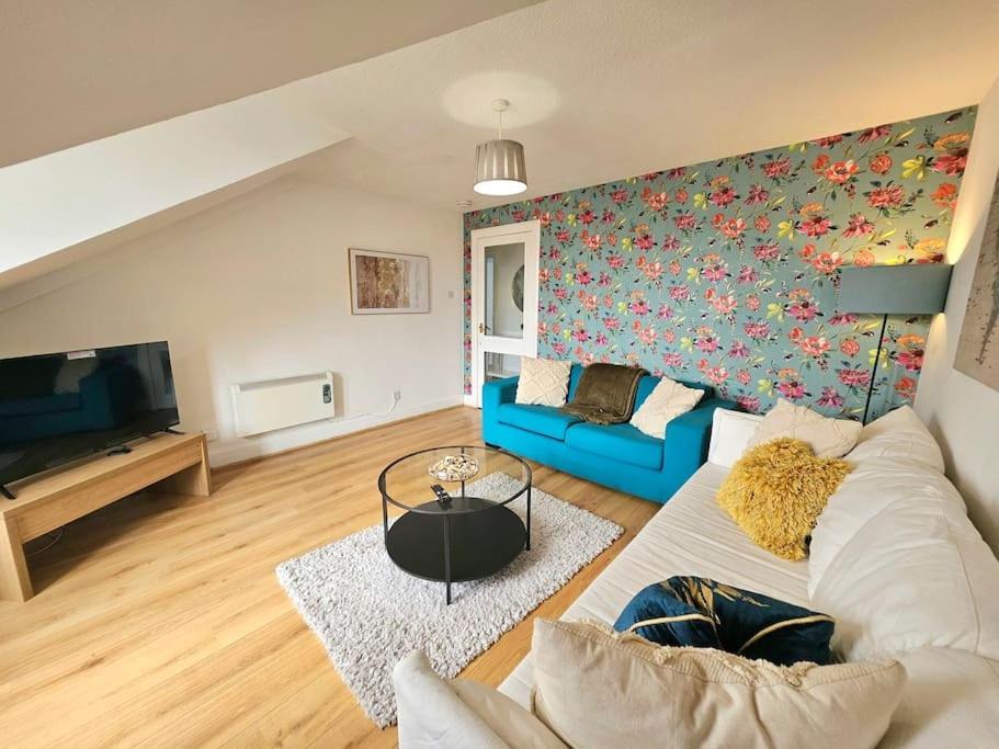 Apartment Sensational At South Bridge