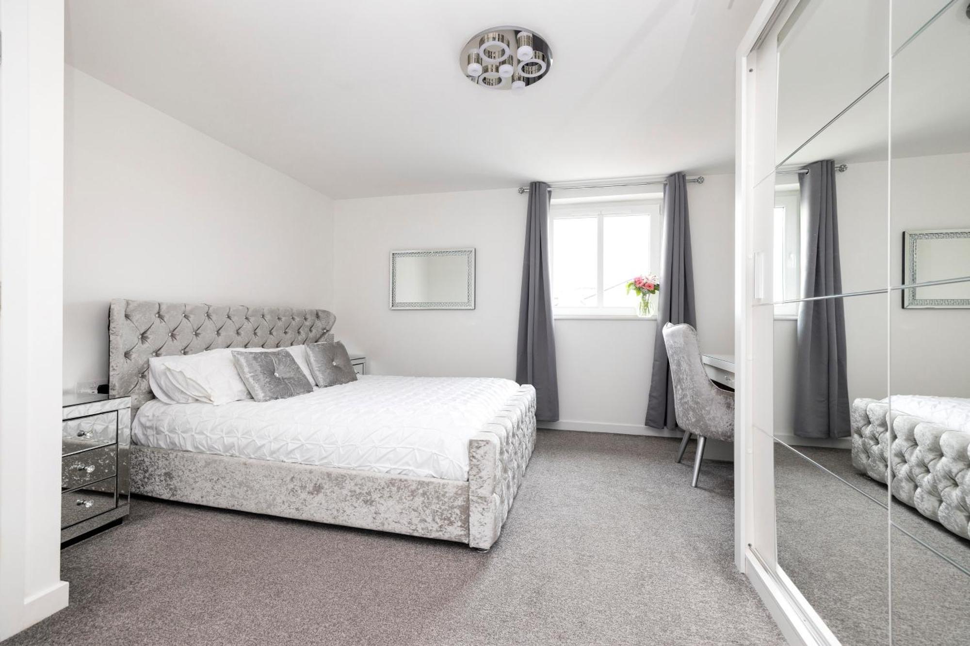 Joivy Elegant Flat With Balcony Apartment *