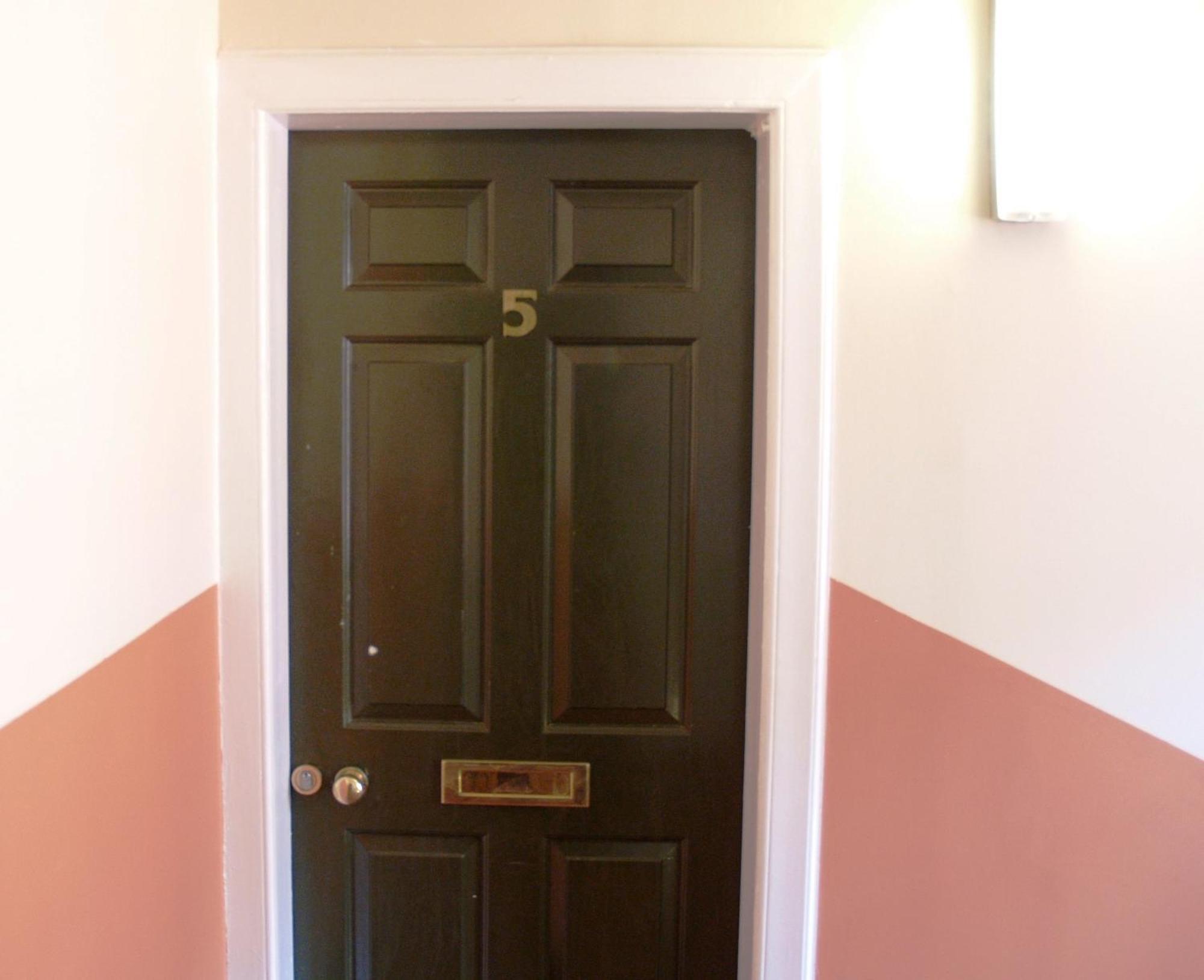 Niddry Street Apartment EDI
