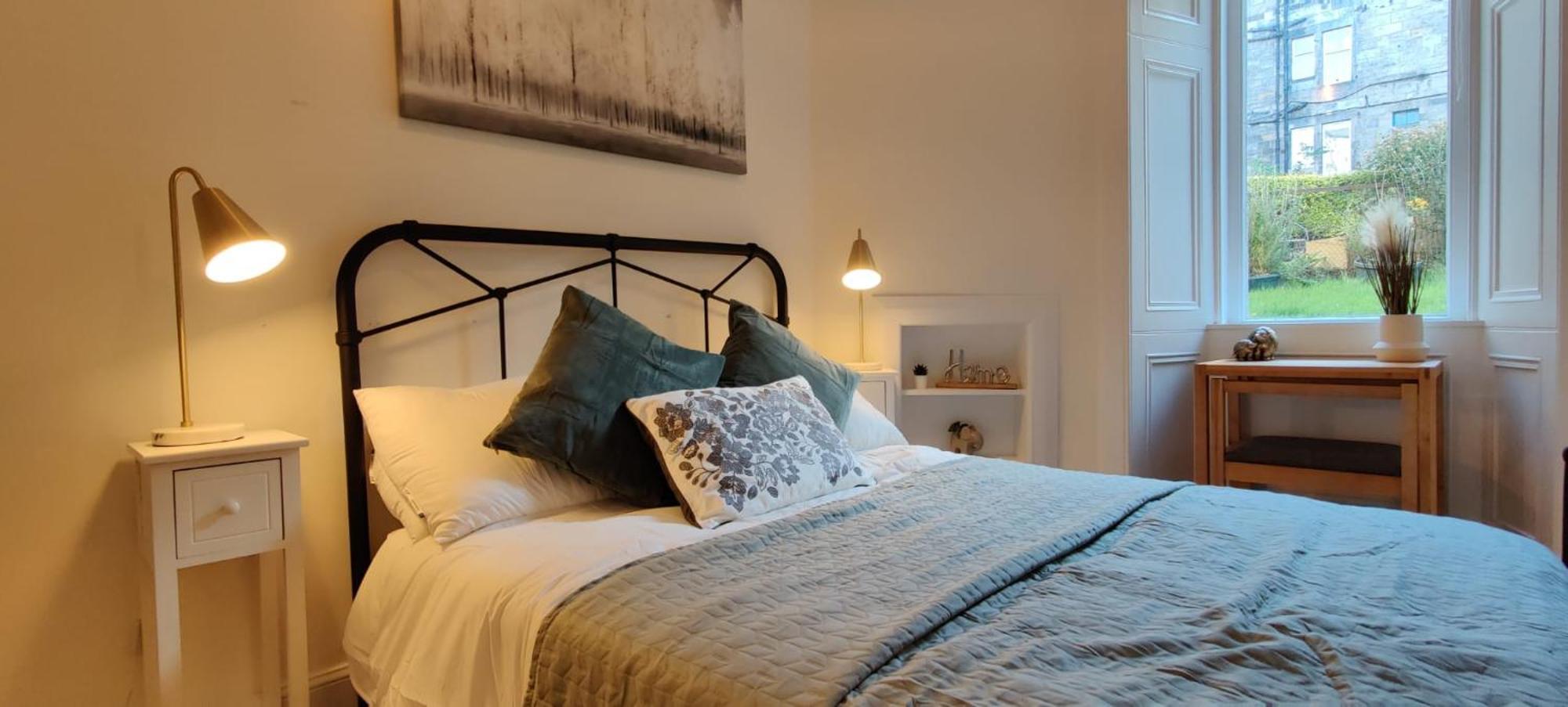 Meadowbank 3-bed Apartment *