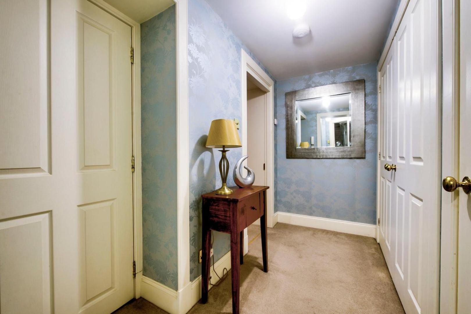 Guestready - Beautiful New Town Studio, With Patio *
