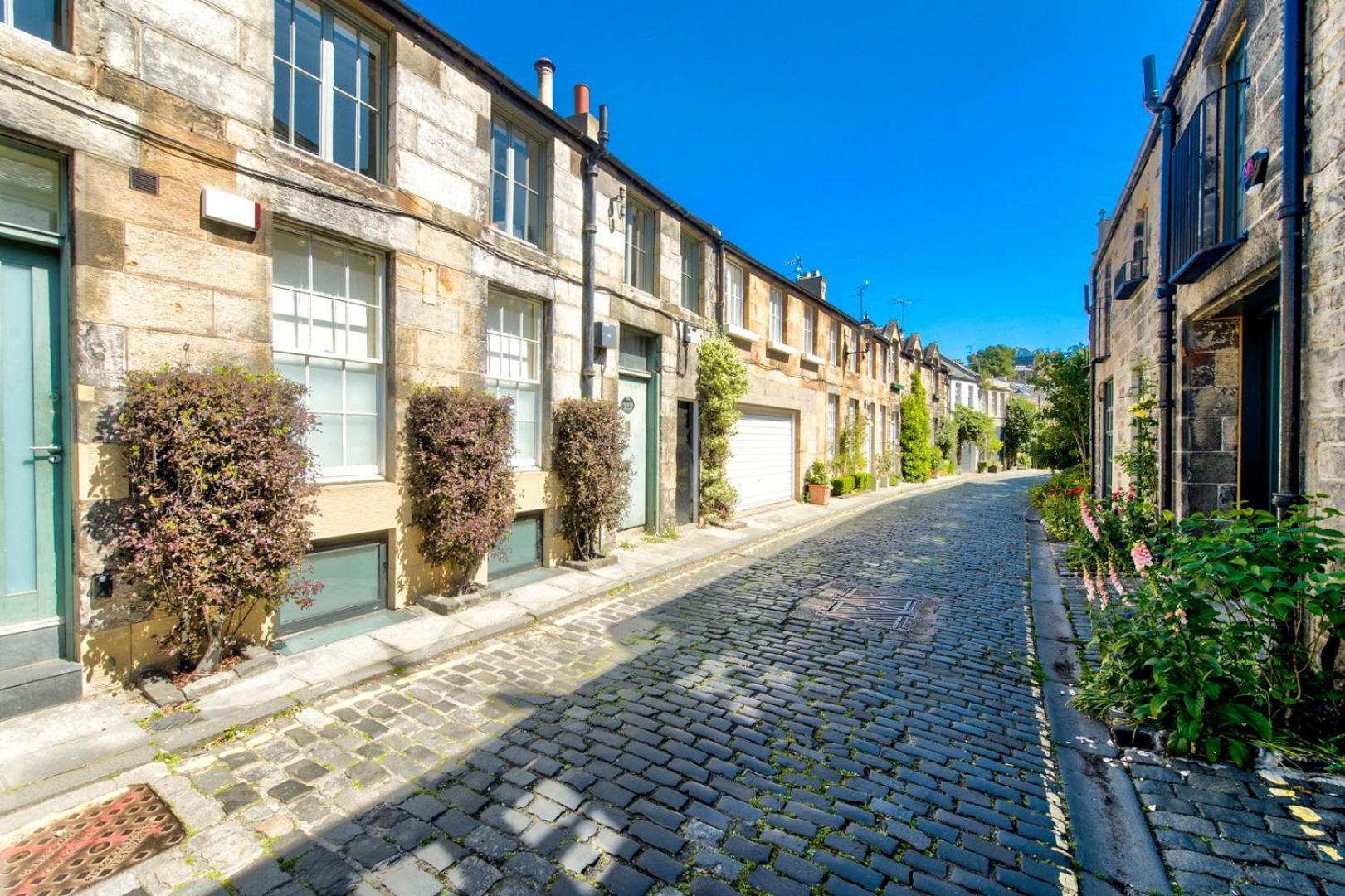 Guestready - Beautiful New Town Studio, With Patio Apartment *