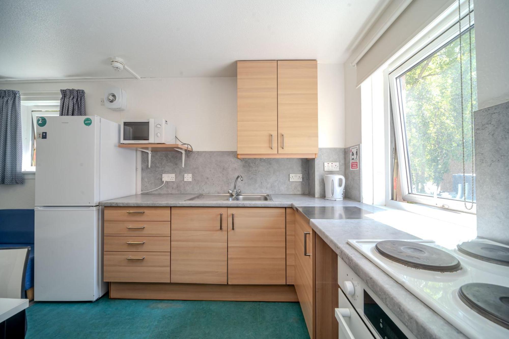 Joivy Budget 4,5 And 6 Bed Private Flats, In Historic Old Town (adults Only) * EDI