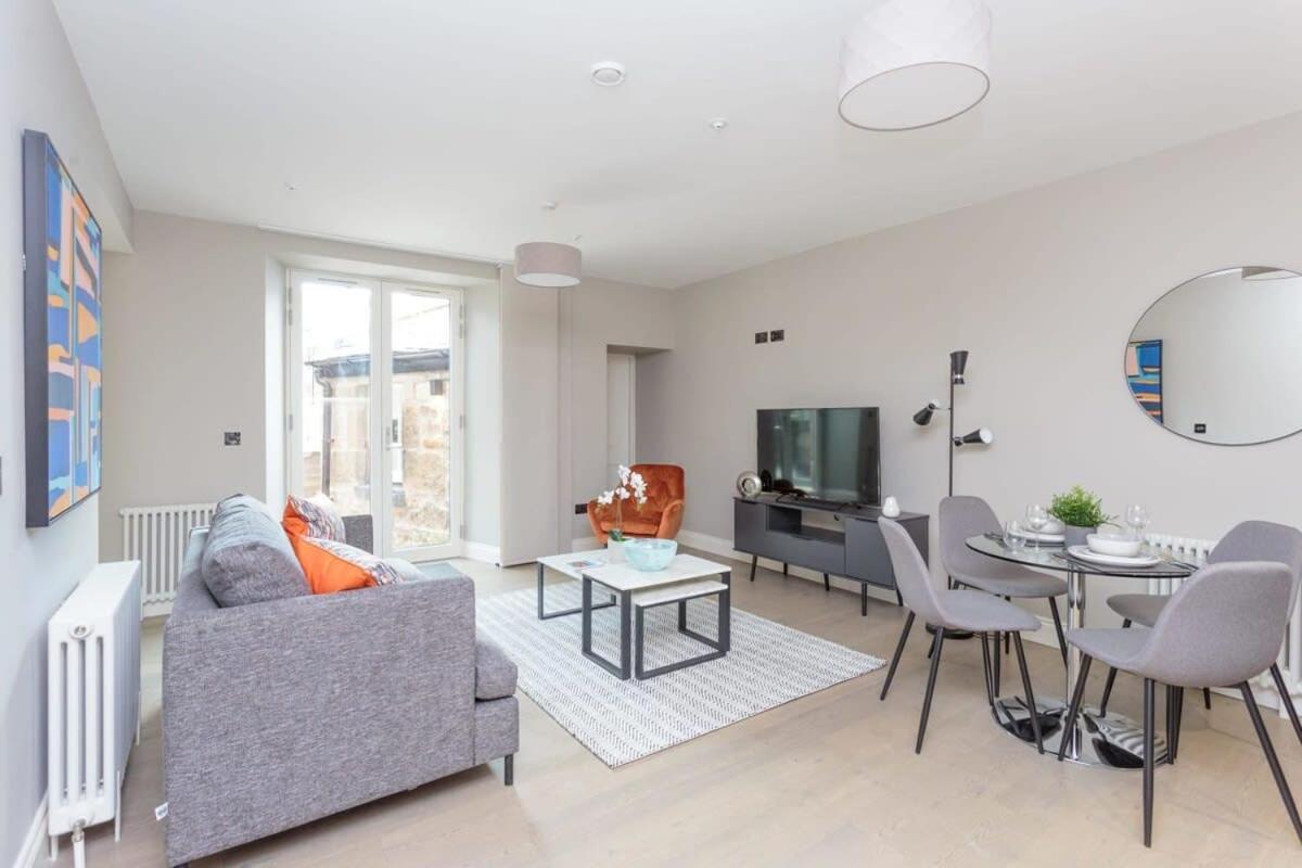 Dragon - Centre 1 Bed Apartment *