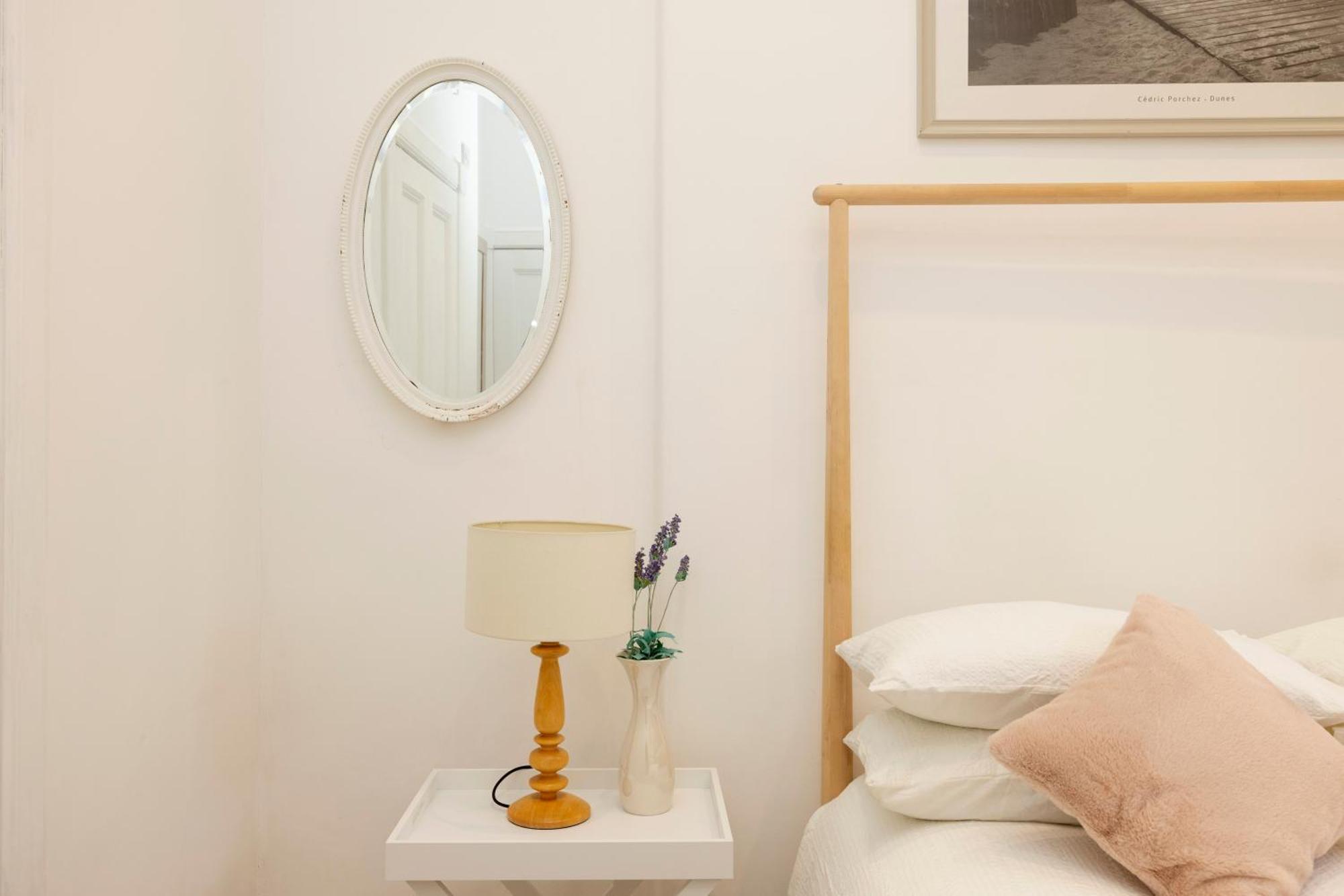 Elegant Stockbridge 2-bedroom - Ground Floor Apartment Edinburgh