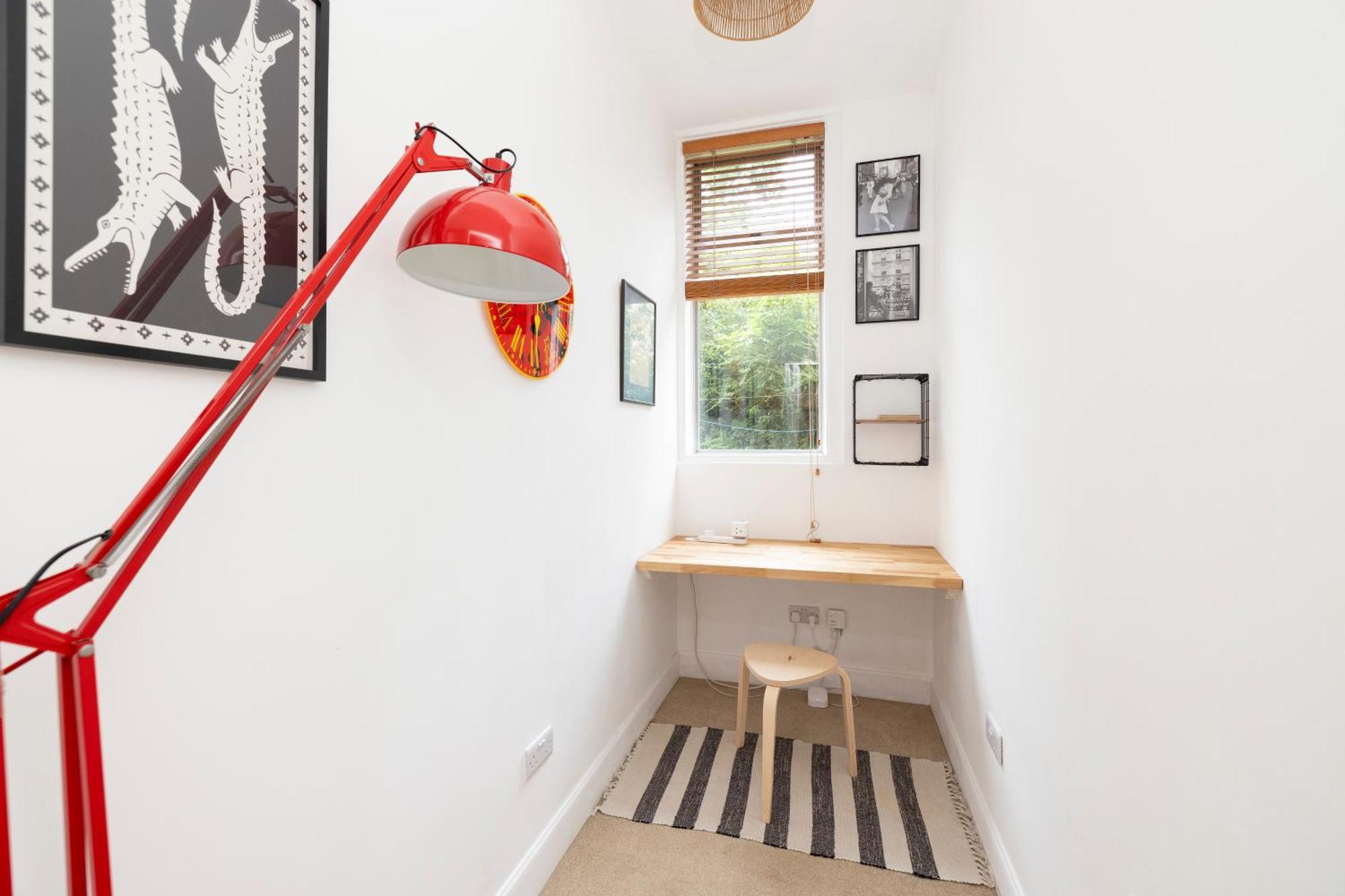 Elegant Stockbridge 2-bedroom - Ground Floor Edinburgh