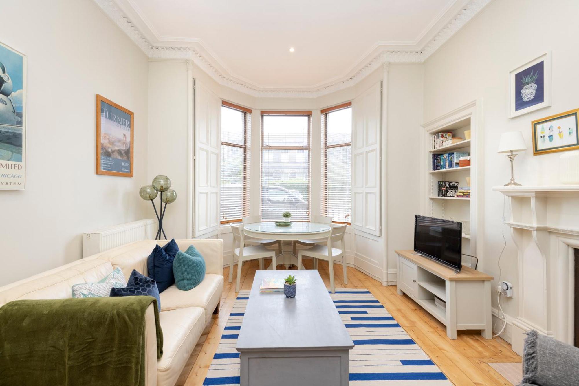 Elegant Stockbridge 2-bedroom - Ground Floor Apartment
