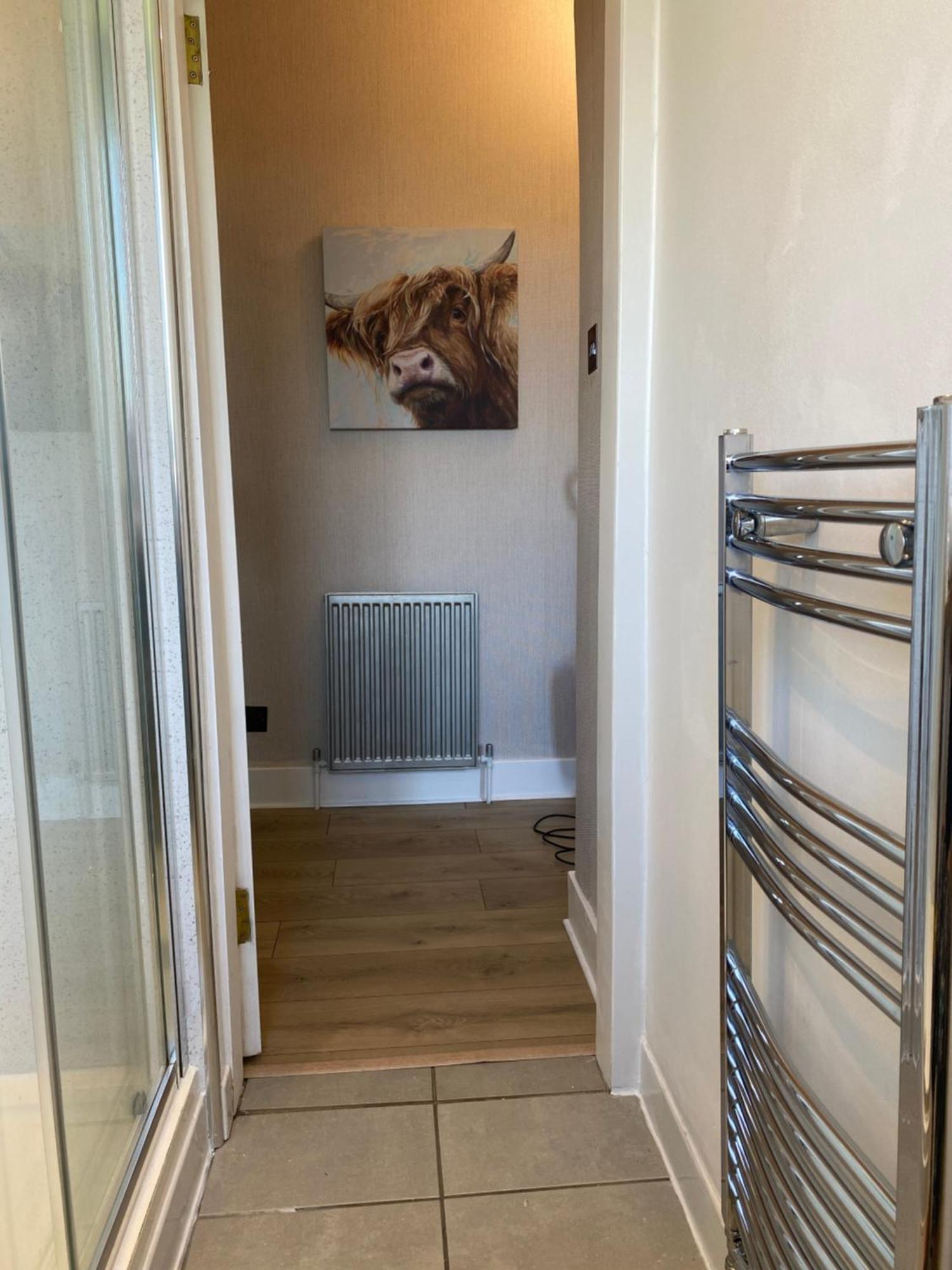 Modern Quiet Center Airport 2 Bedroom EDI