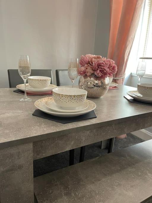 Two Bedroom Apartment-central Edinburgh-old Town-licensed EDI