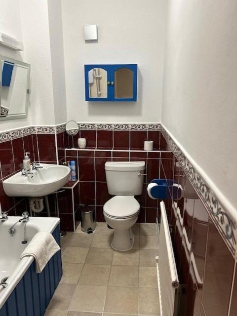 Royal Mile Tron Square 3 Double Bedrooms Fantastic Location Parking Apartment