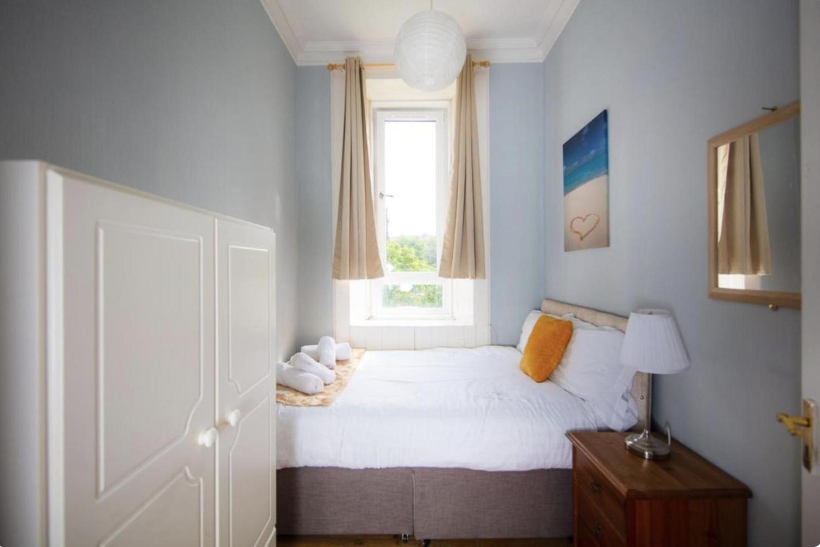 Apartment Comfortable And Spacious Retreat By The Meadows! Edinburgh
