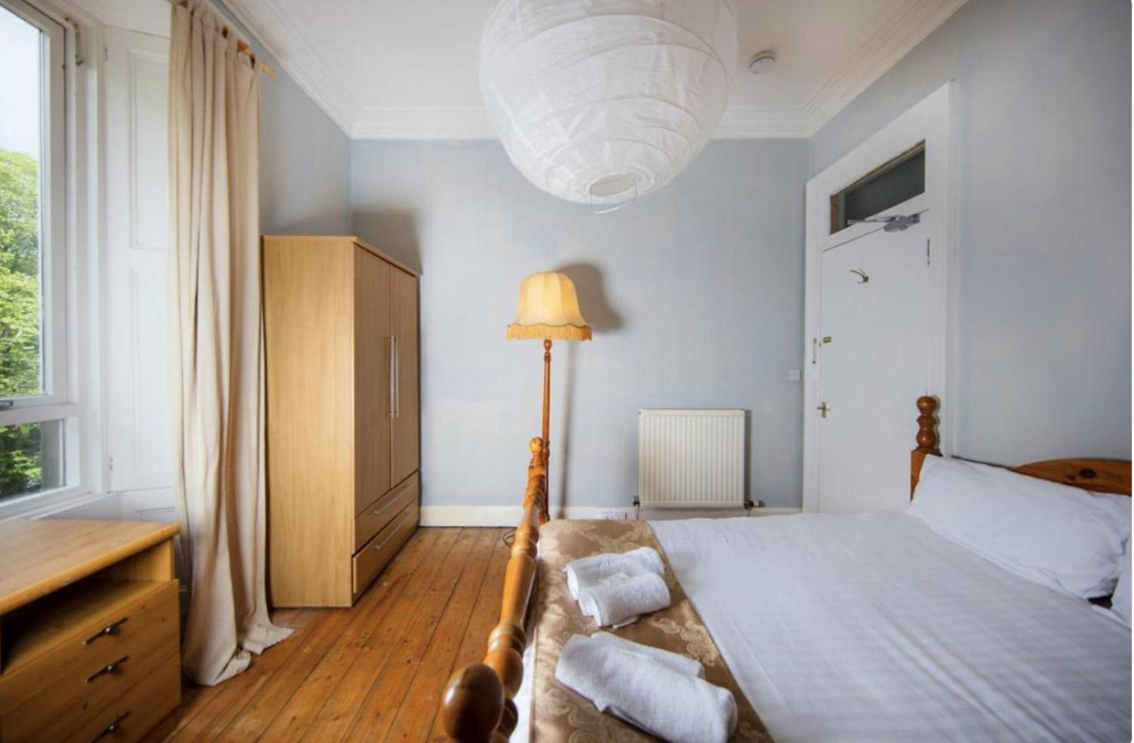 Comfortable And Spacious Retreat By The Meadows! Apartment *