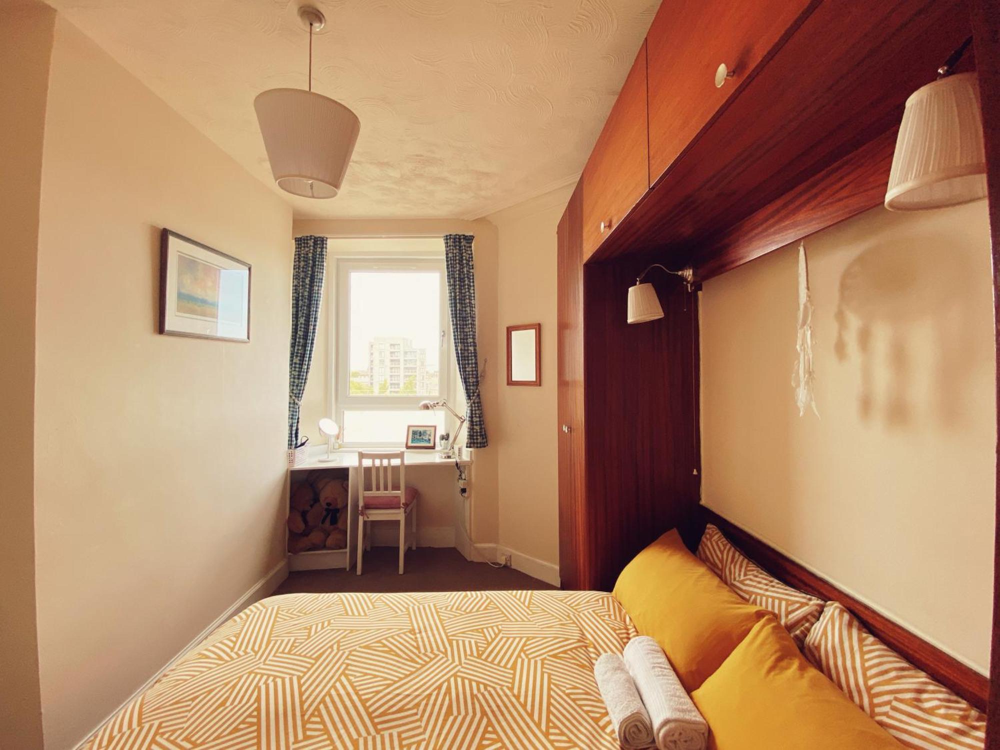 1-bedroom Flat Meadowbank * EDI