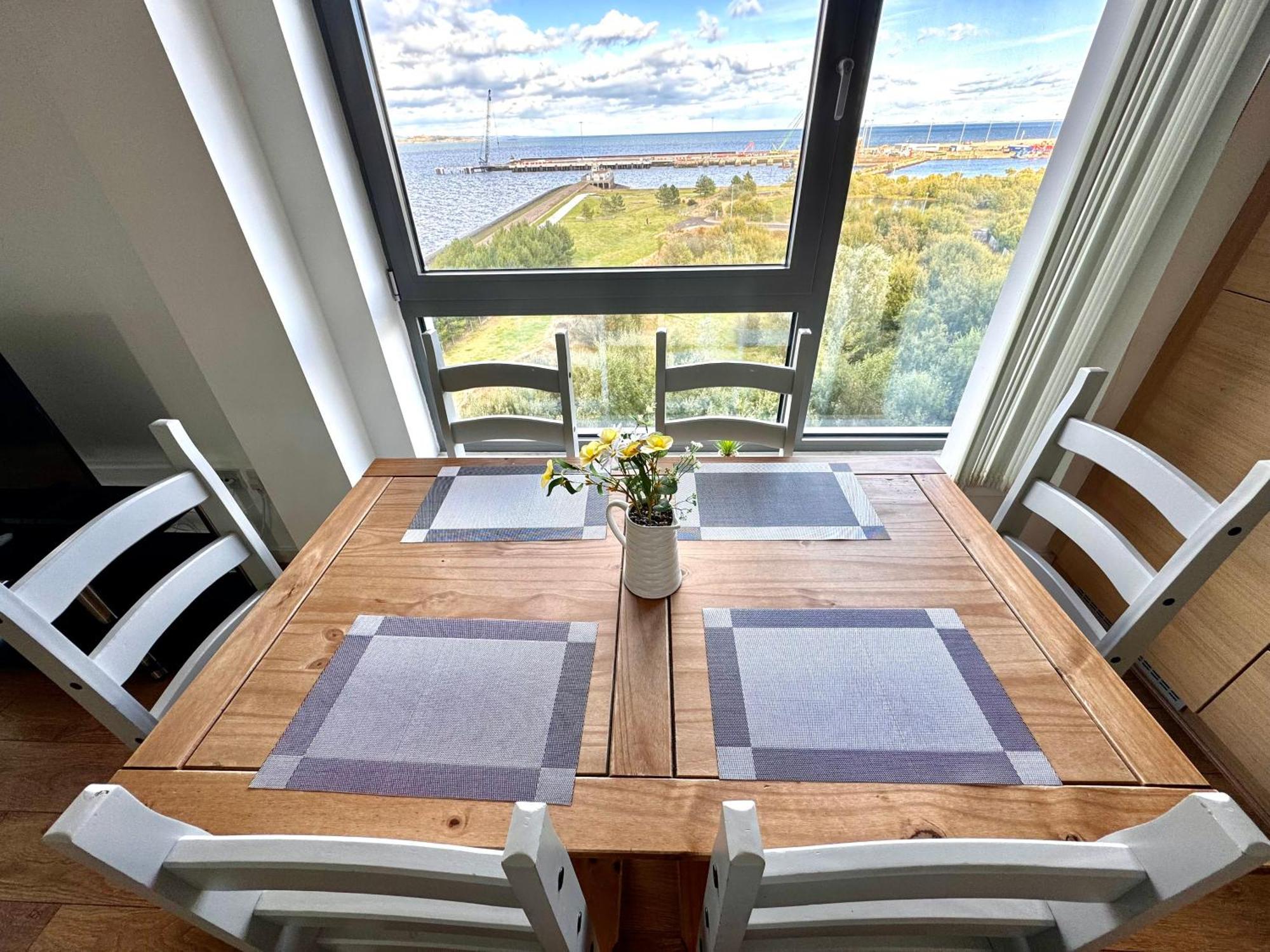 Britannia Ocean Park - Oceanfront And Sea View - Free Parking & Fast Wifi * EDI