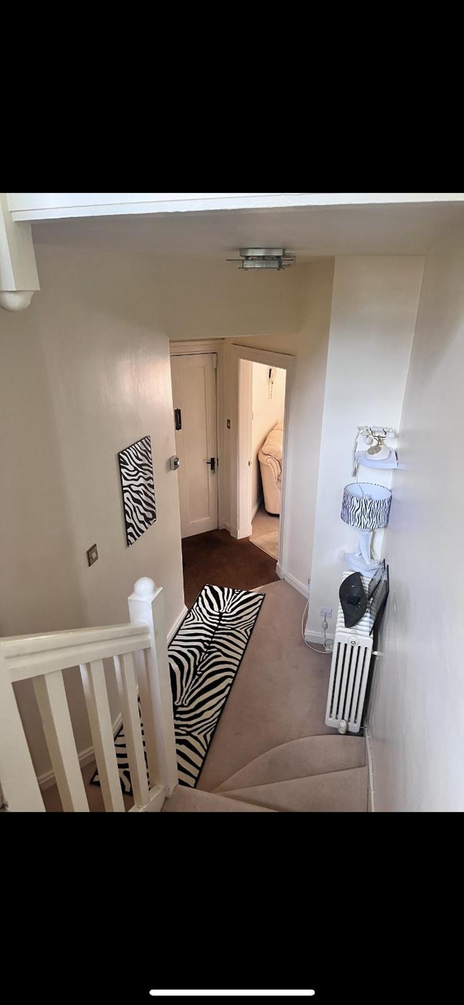 Privatunterkunft Private Bedroom In Detached In Newington