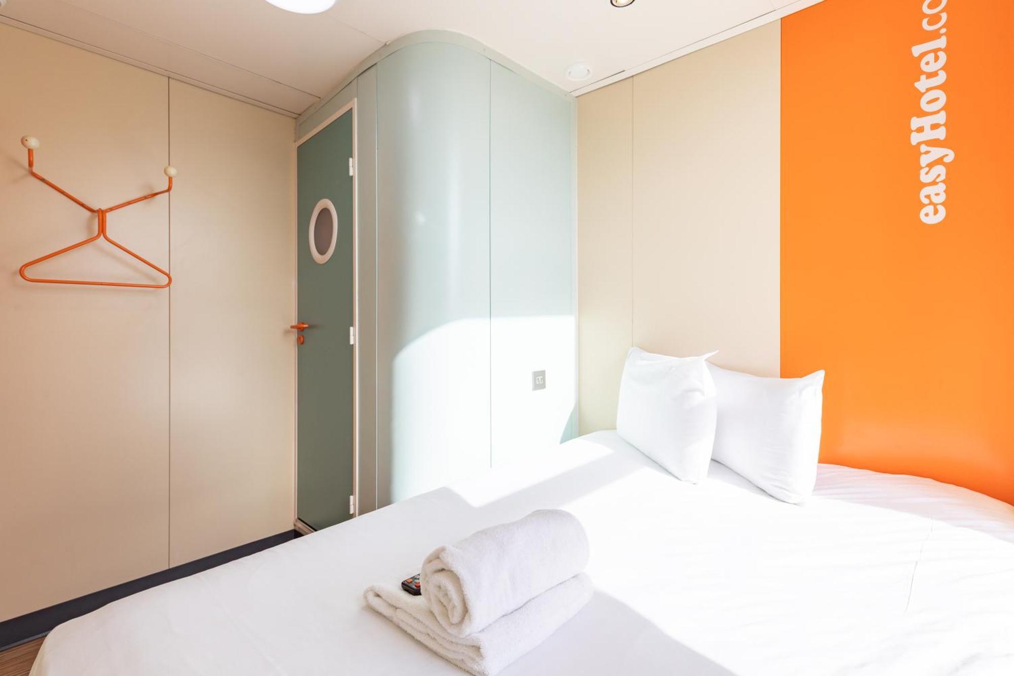 Hotel Easyhotel