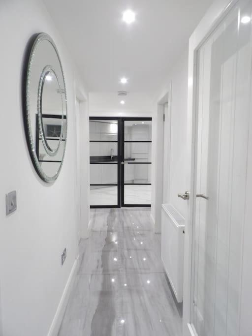 Modern 3bhk Near Zoo * Edinburgh