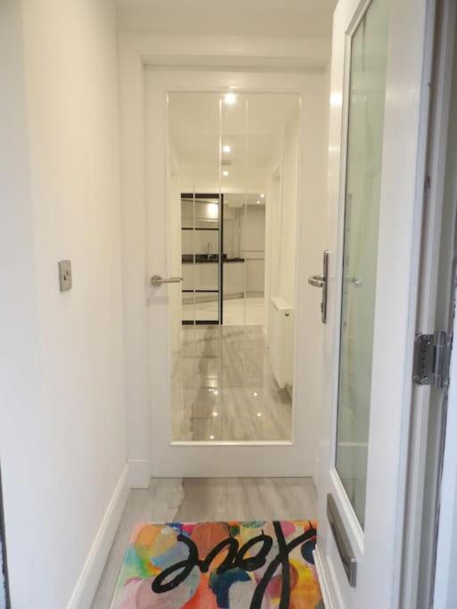 Modern 3bhk Near Zoo * Edinburgh