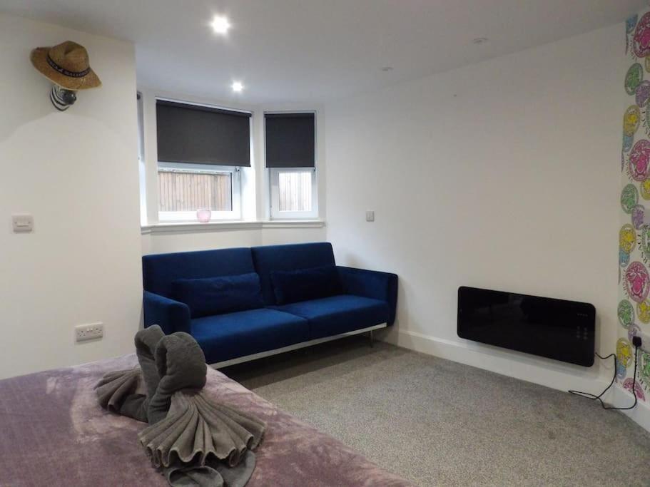 Apartment Modern 3bhk Near Zoo Edinburgh