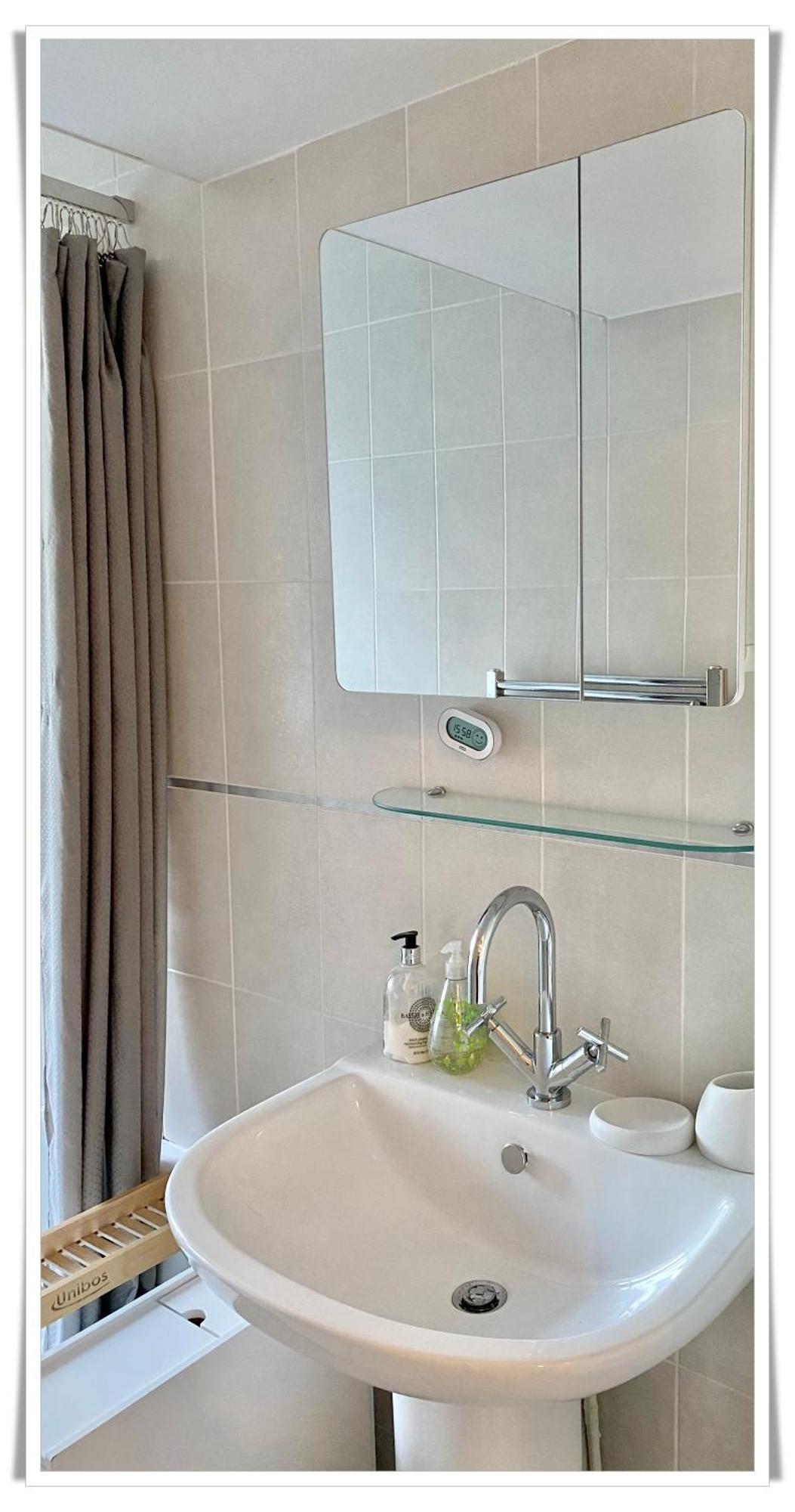 Beautifully Decorated 2bed Apt- Gem In Center EDI