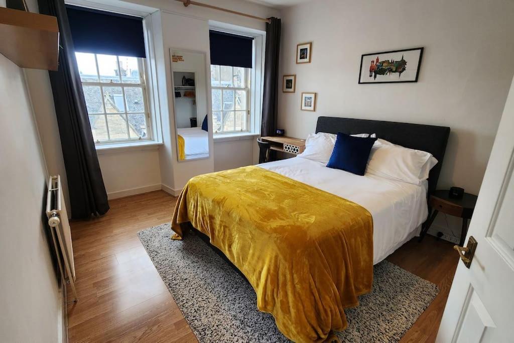 Apartment The Eyrie At Tweeddale Court - Historic Royal Mile *