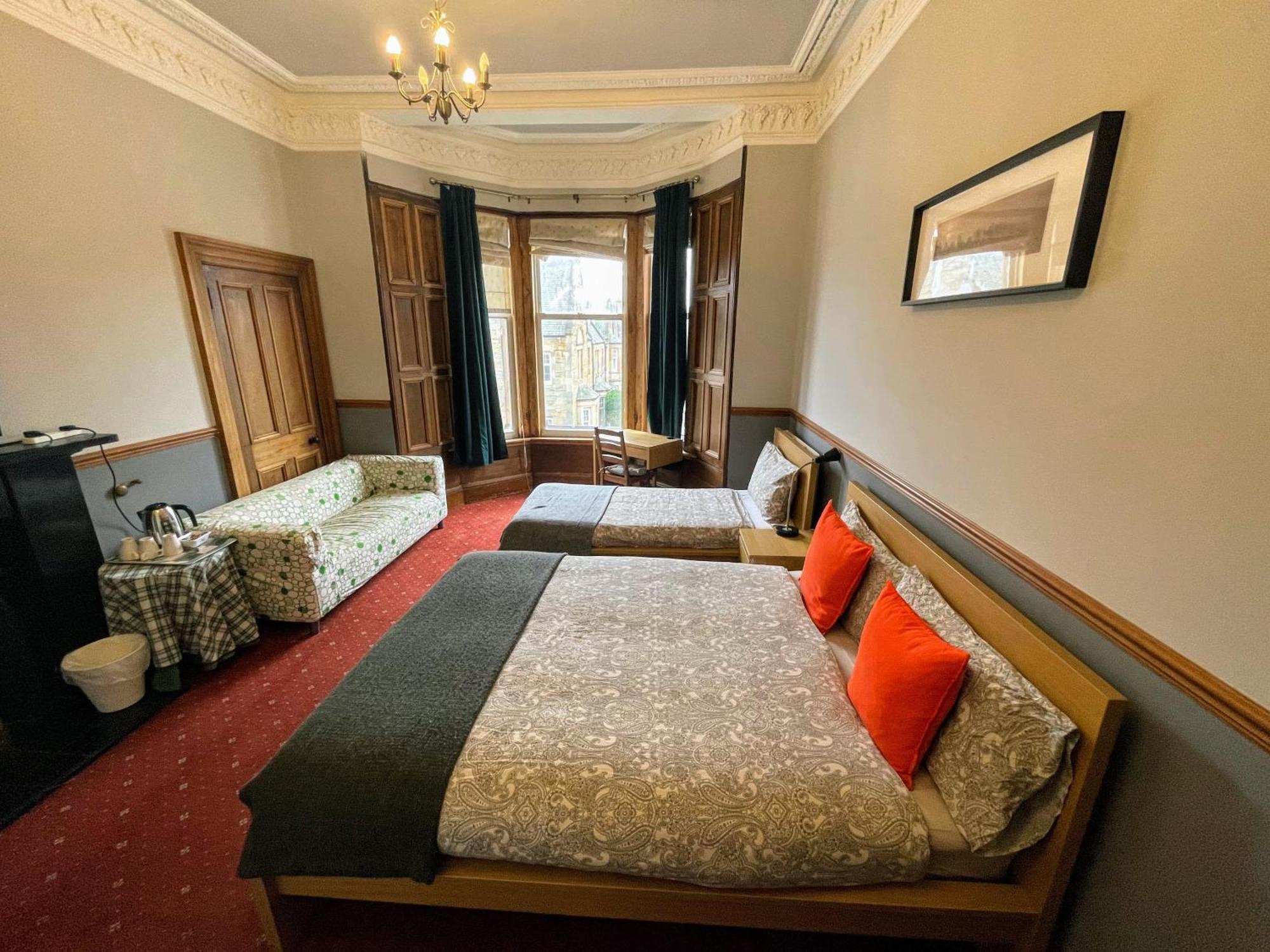 Bed & Breakfast Airdenair