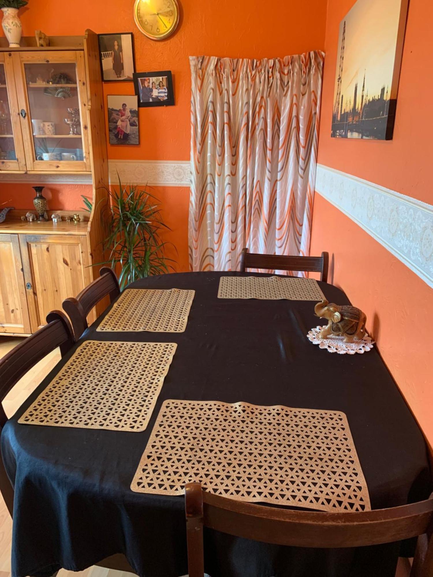Little Universe Homestay Edinburgh