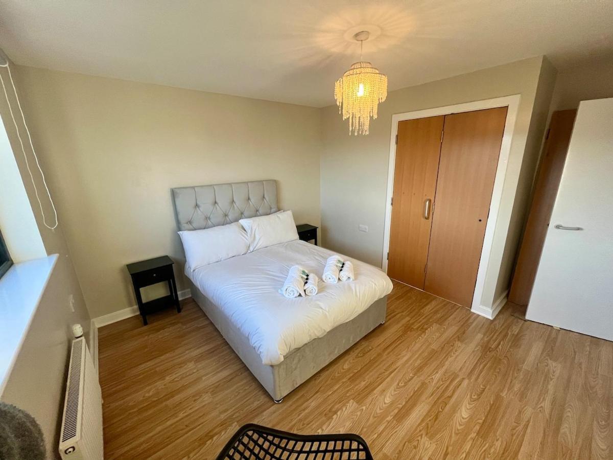 Apartment Luxury Spacious 4 Dbl Br House With Free Parking Edinburgh