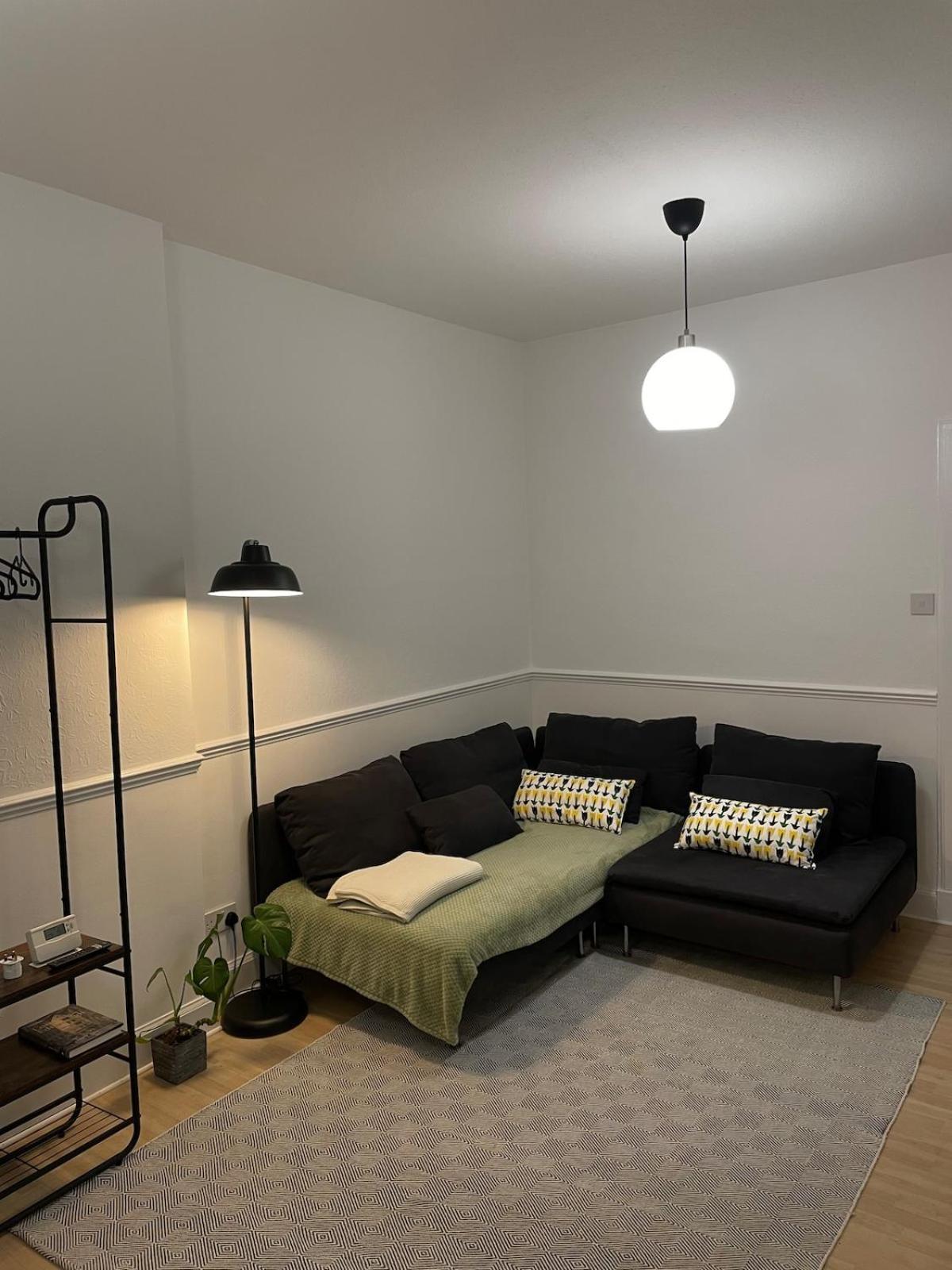 Cozy Flat In The Heart Of Leith Edinburgh