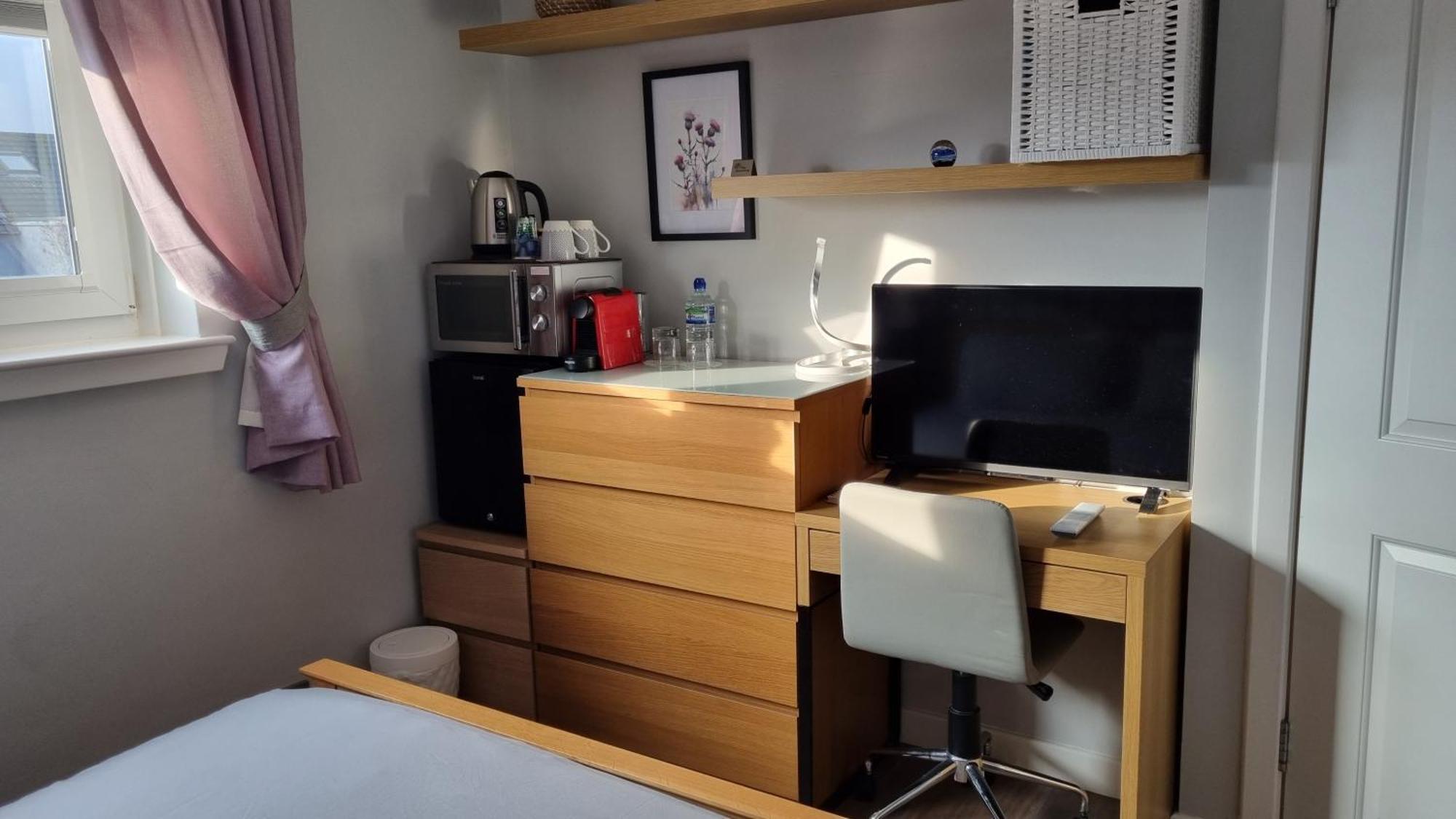 Homestay Innisfail Edi *