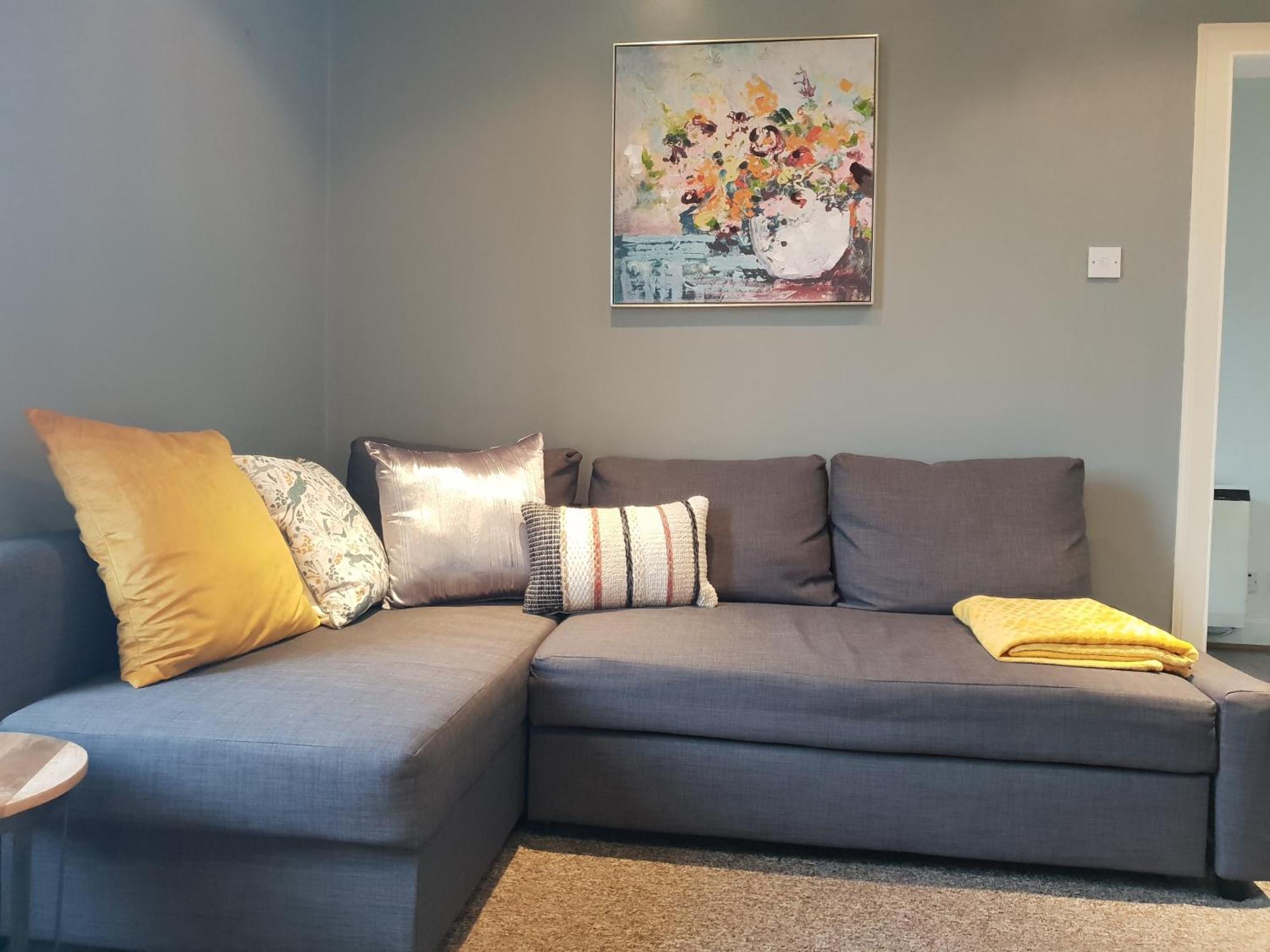 Apartment The Broughton - Modern 1 Bed Flat - Walking Distance From Centre