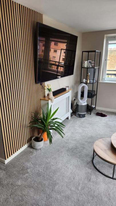 Modern In A Flat Near Haymarket * Edinburgh