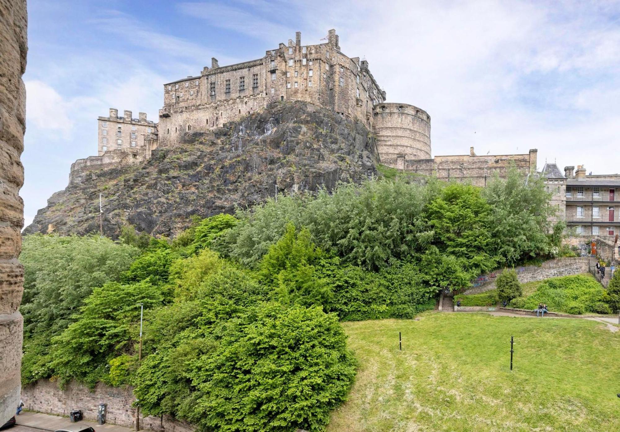 Castle View In The Heart Of Historic Old Town Apartment EDI