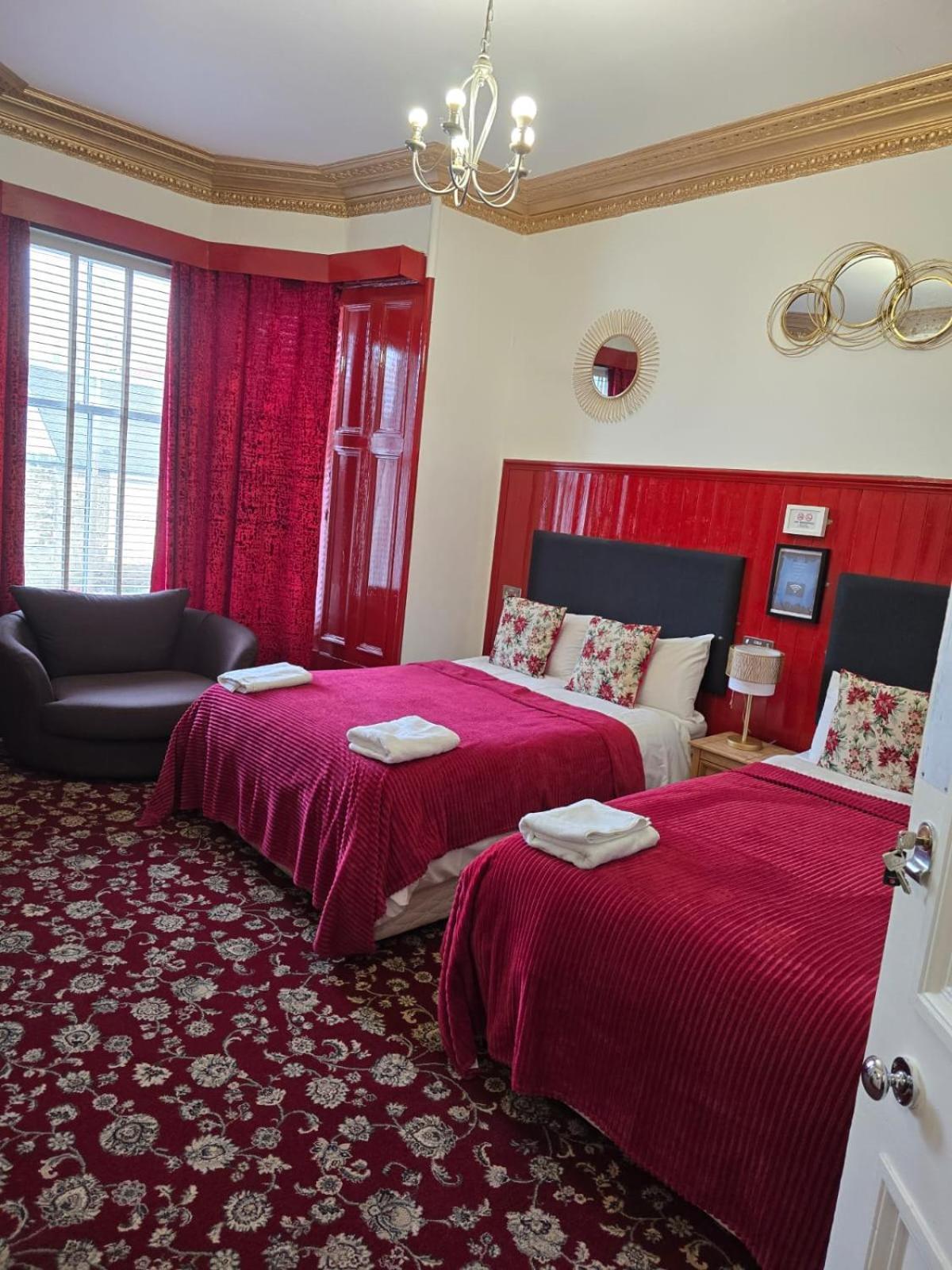 Bed & Breakfast The - No 57 *
