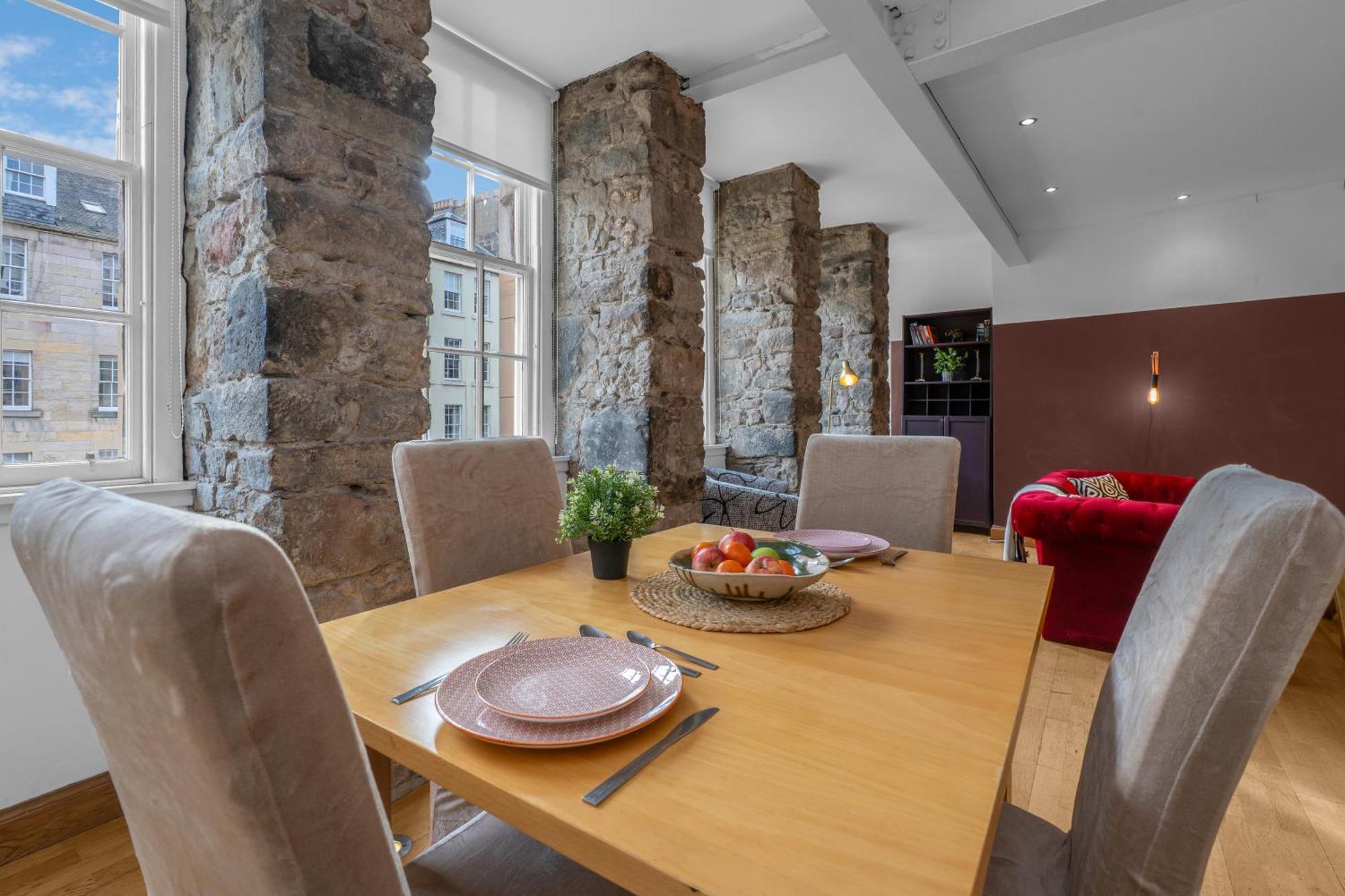 Old Town Romantic Getaway Edinburgh