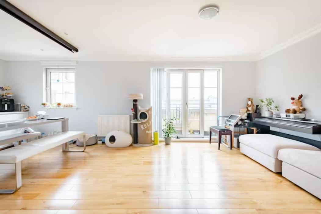 Double With Private Bathroom And Parking Edinburgh