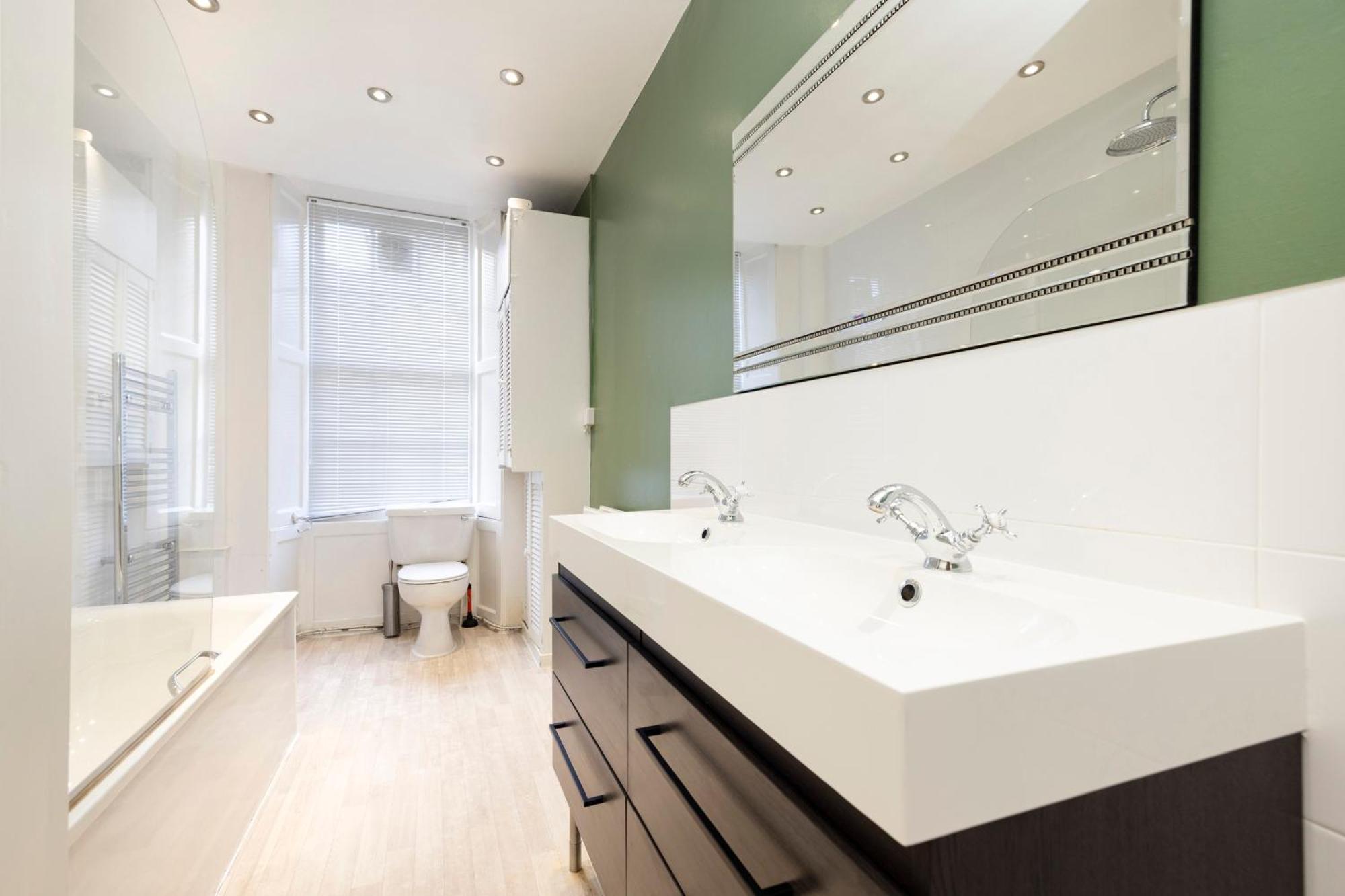Joivy Chic And Spacious House At The Heart Of The Edinburgh