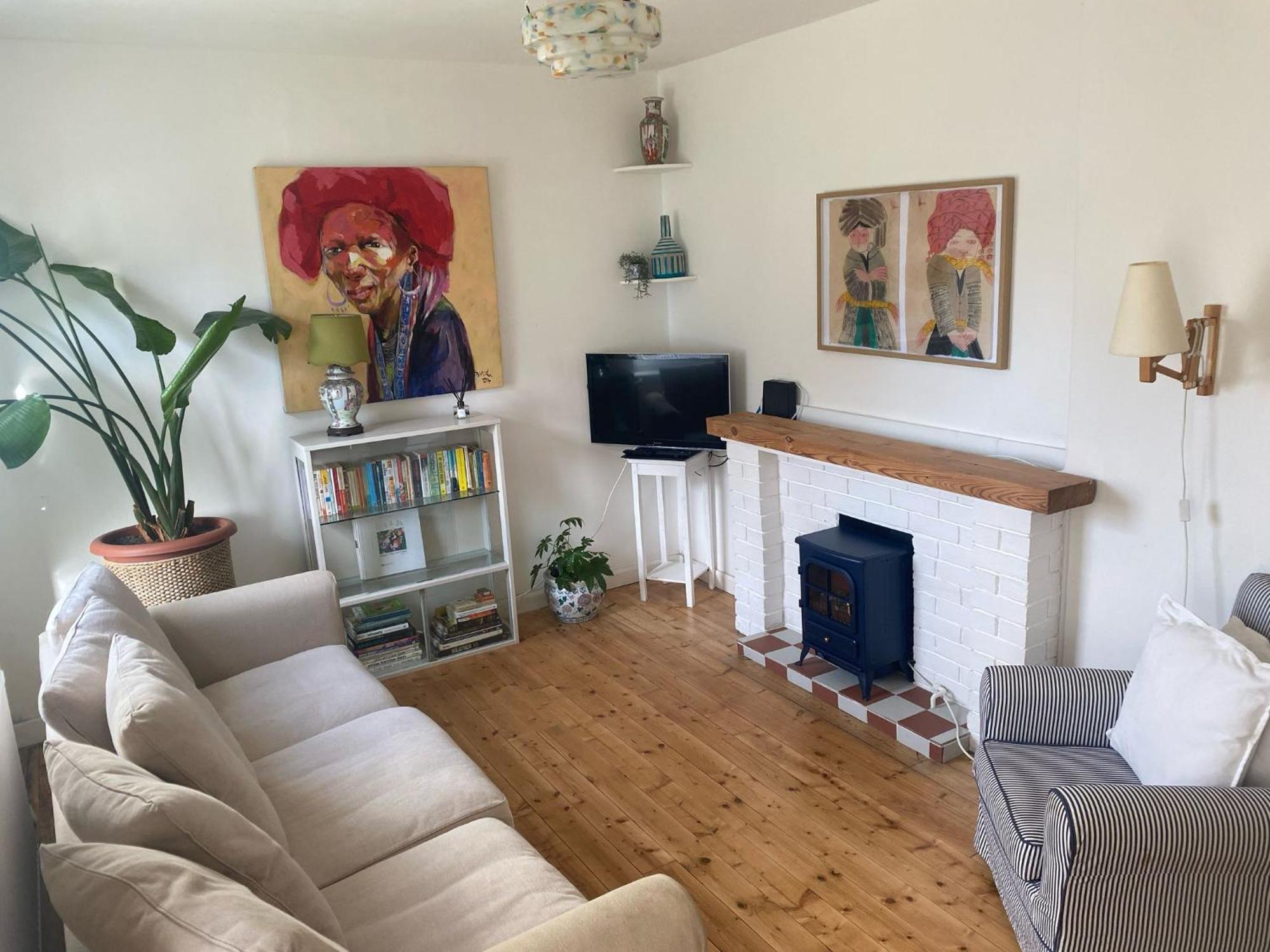 2 Bed With Garden Near Centre & Beach, Free Parking Apartment Edinburgh
