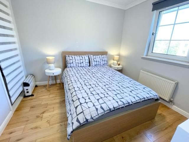 Double With Private Bathroom And Parking Edinburgh