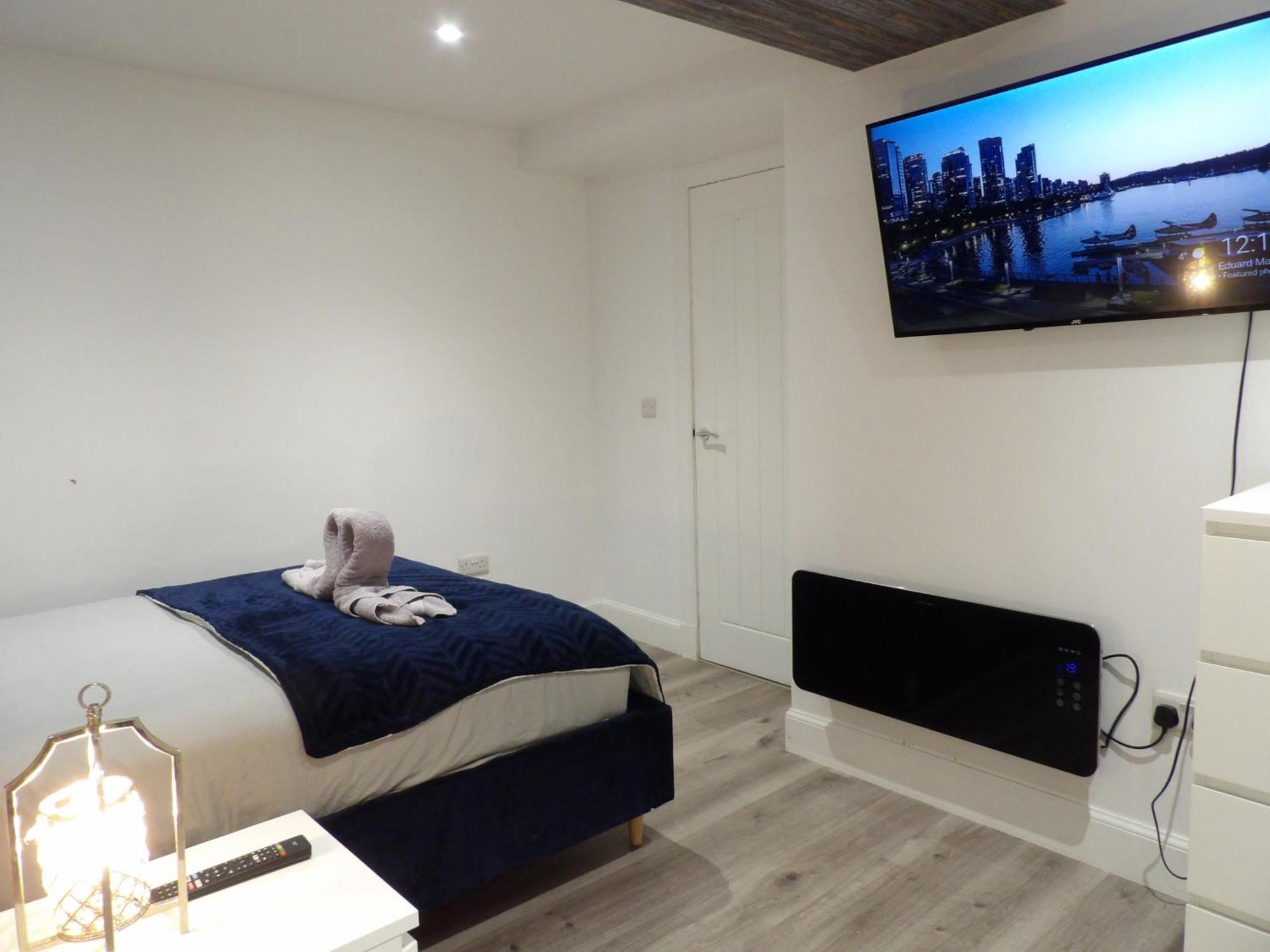Montgomery Lovely 3 Bedroom With Private Garden In Centre Apartment Edinburgh