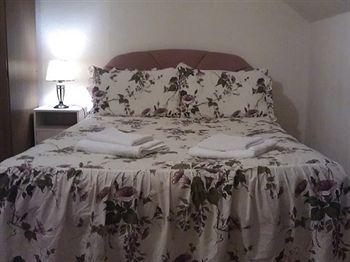 Beachfront Bed & Breakfast 2*
