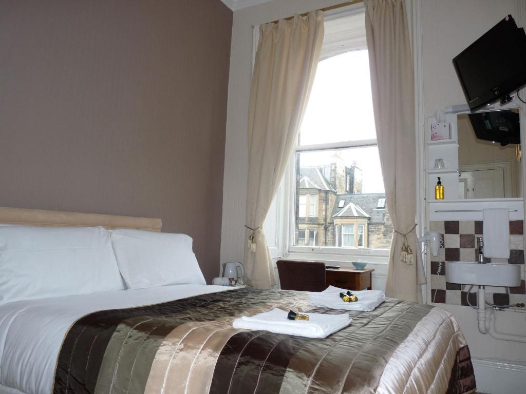 Guest house Alba Hills 3*