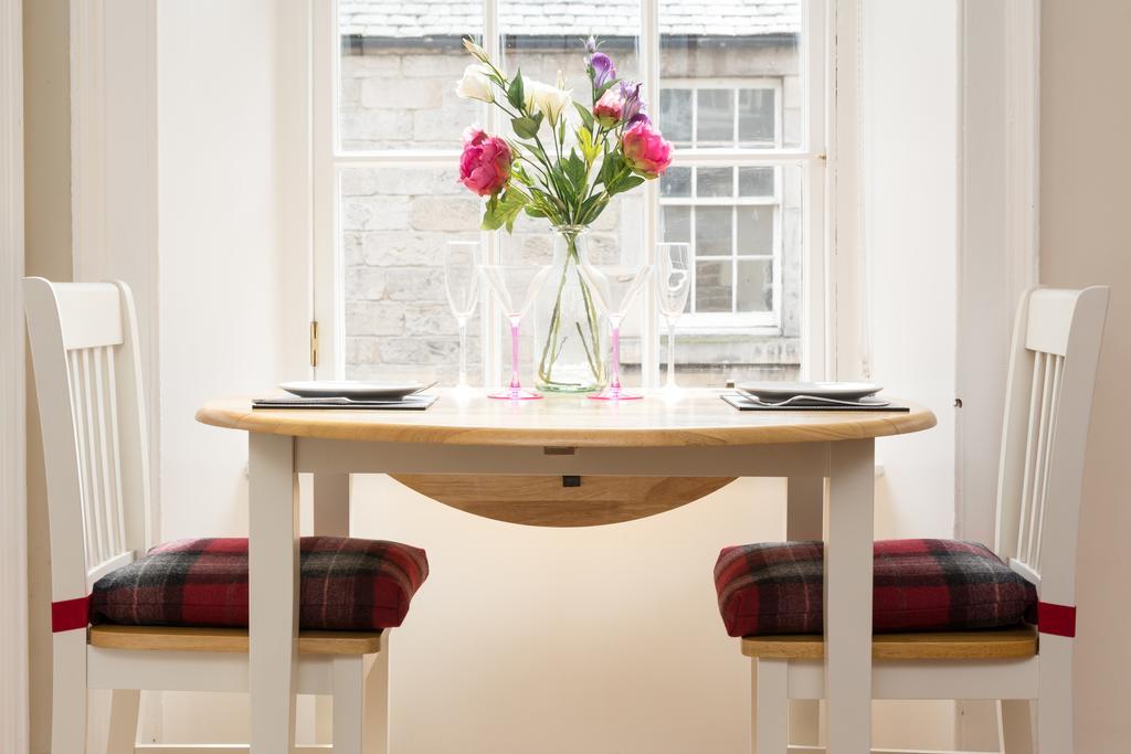 Luxery New Town 1 Bed Apartment Edinburgh