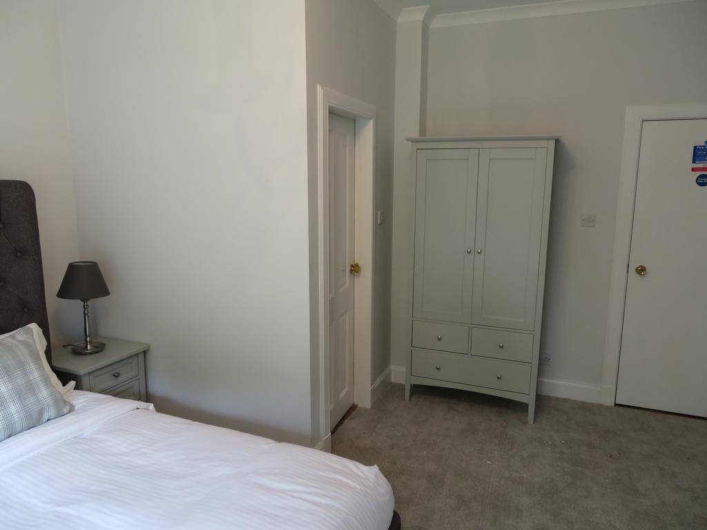 Duthus Guest house