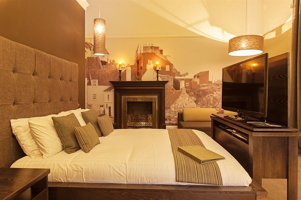 Hotel & Picardy Place 4*