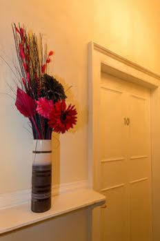 Guest house Castle Street 3*