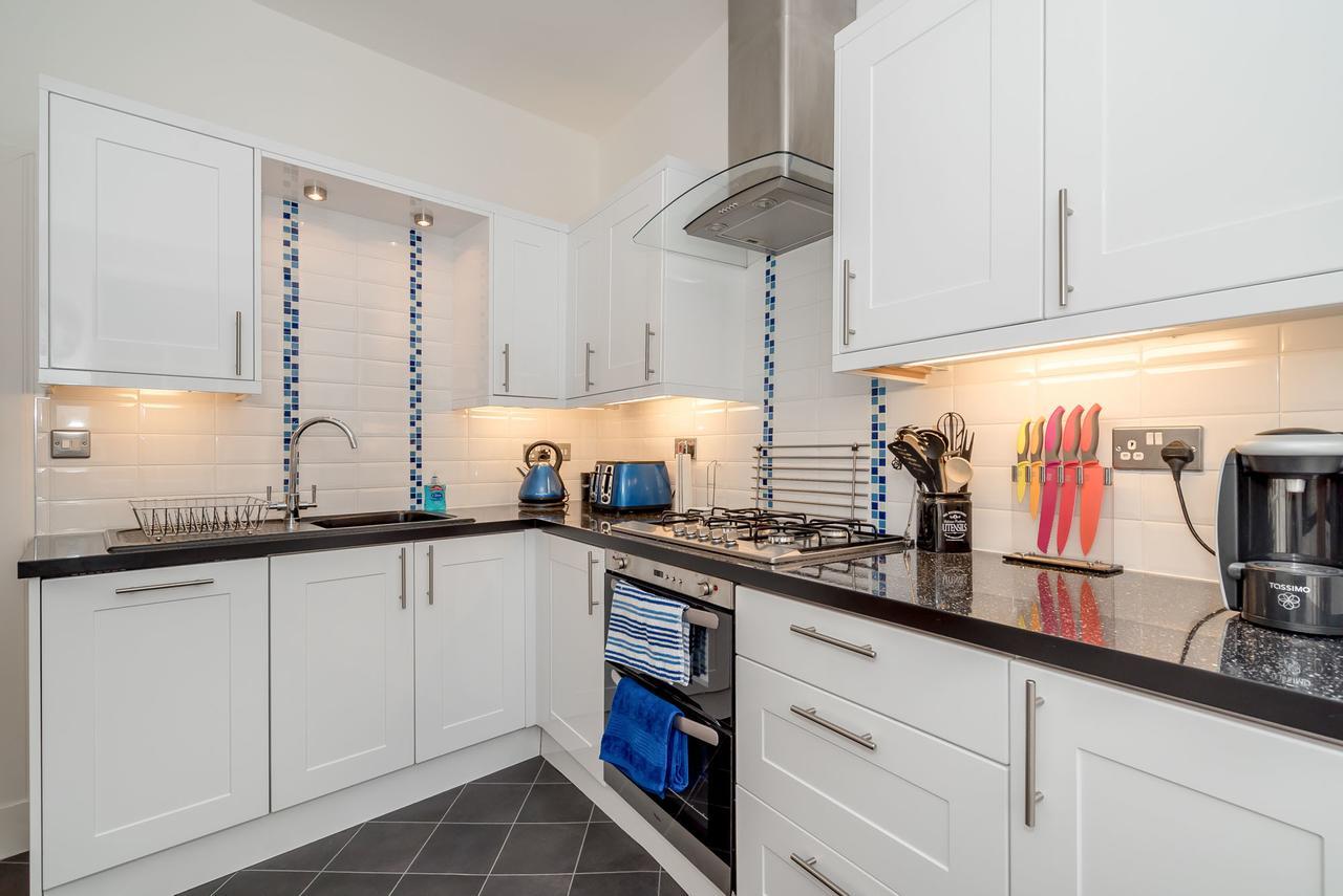 Castle Terrace Apartment *