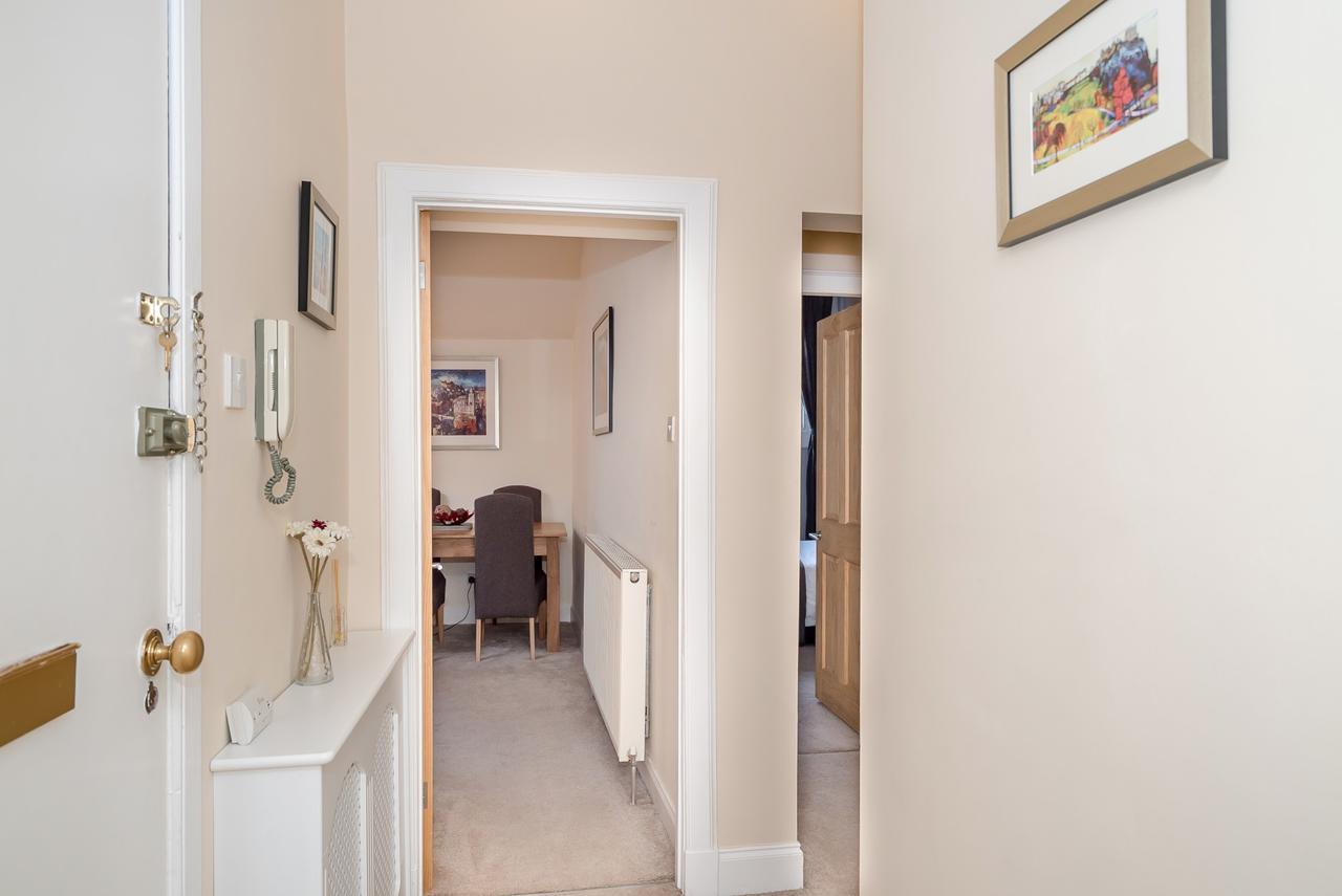 Castle Terrace Apartment *
