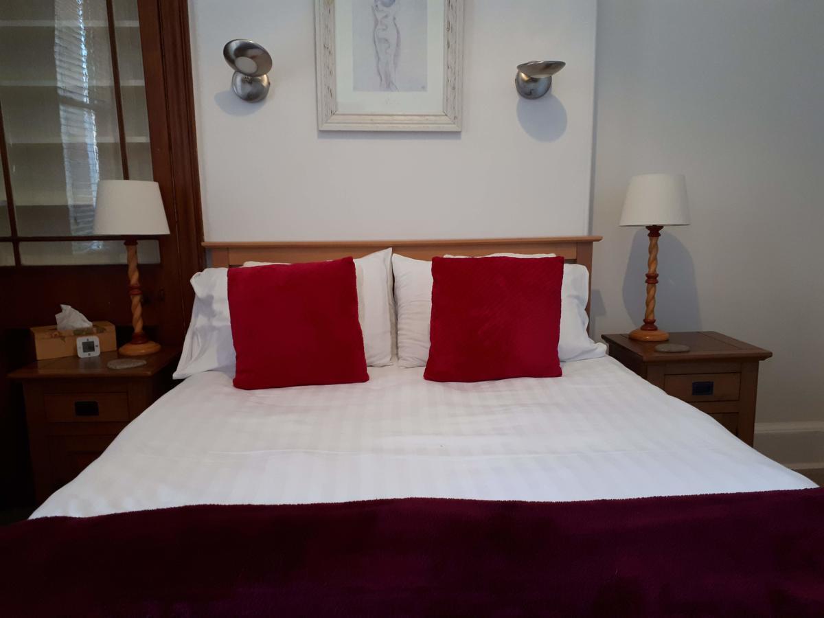 Canadale Bed & Breakfast Edinburgh